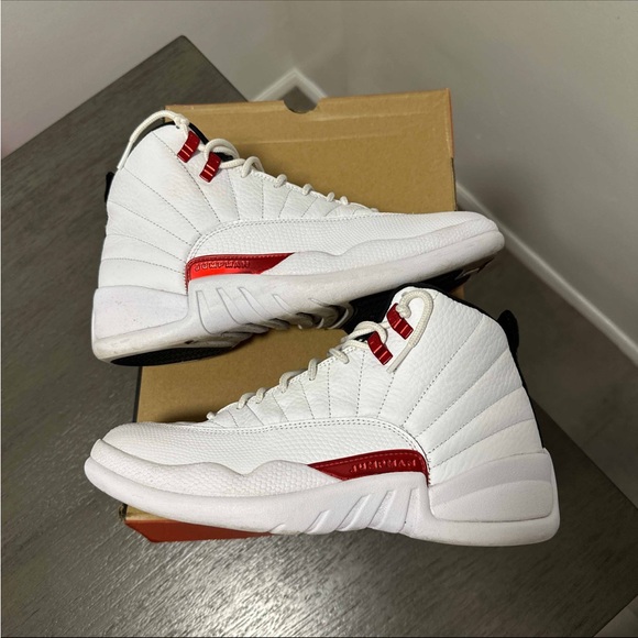 Air Jordan 12 Retro Twist, Men 9.5, CT8013 106 (Used)